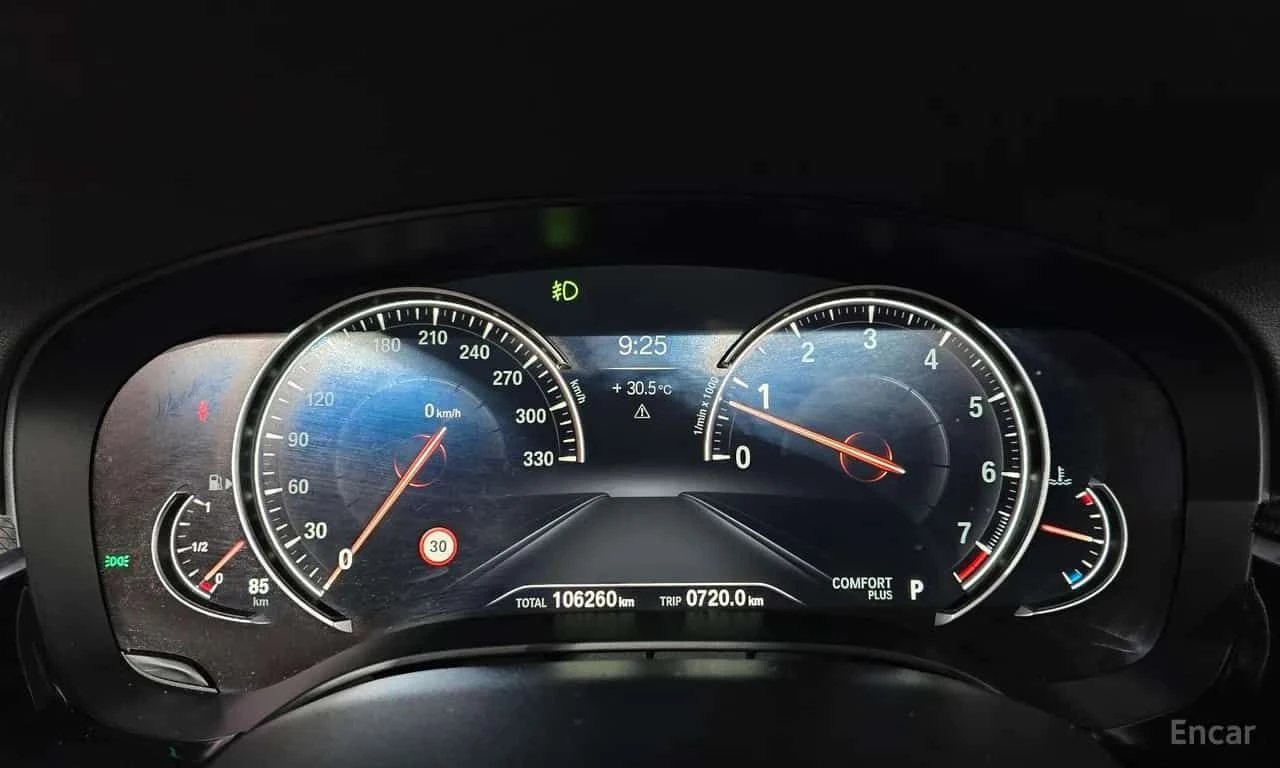 BMW 530 | M SPORT | DISTRONIC | HUD | , снимка 8 - Автомобили и джипове - 55622522