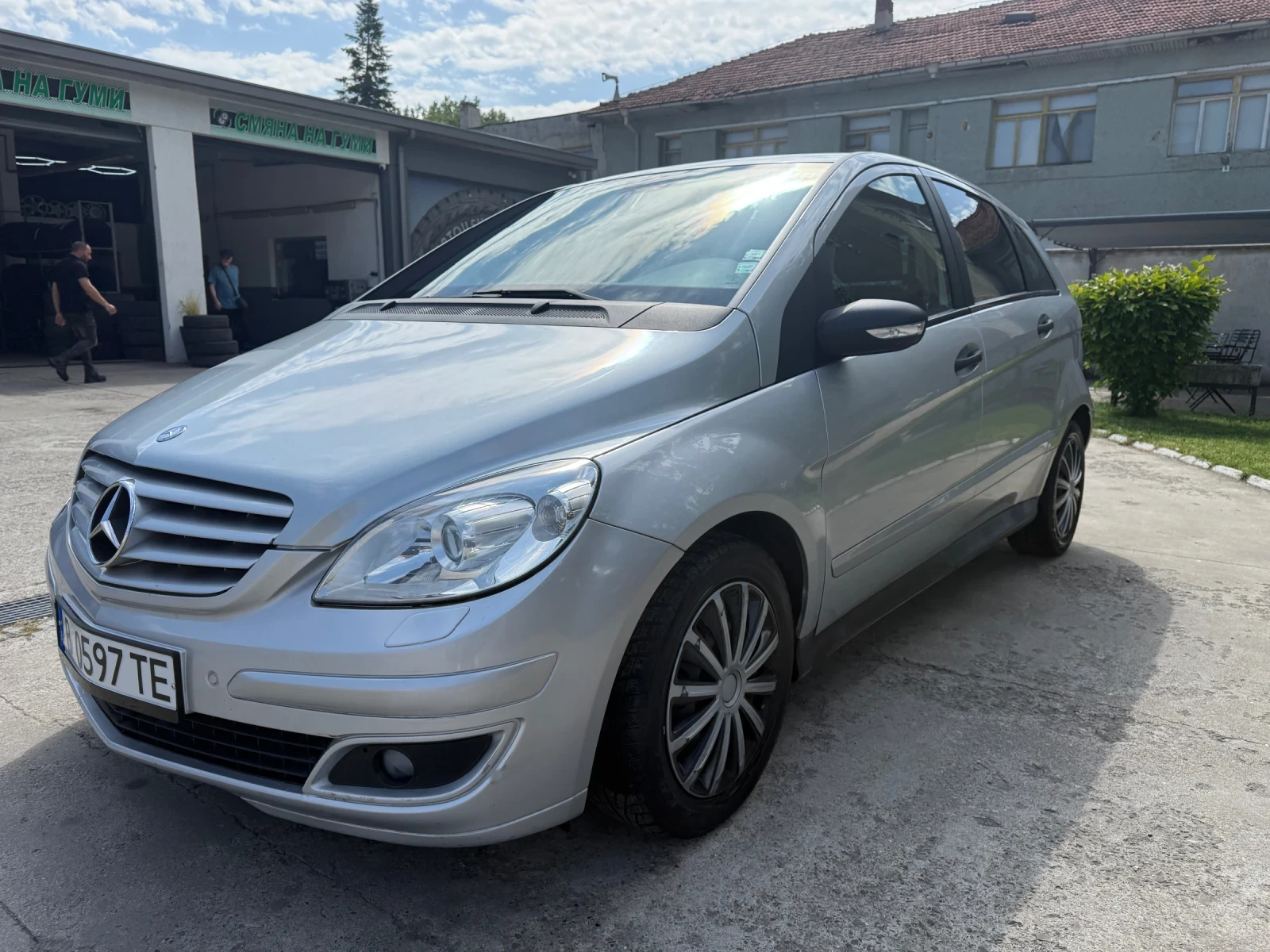 Mercedes-Benz B 170, снимка 2 - Автомобили и джипове - 56161121