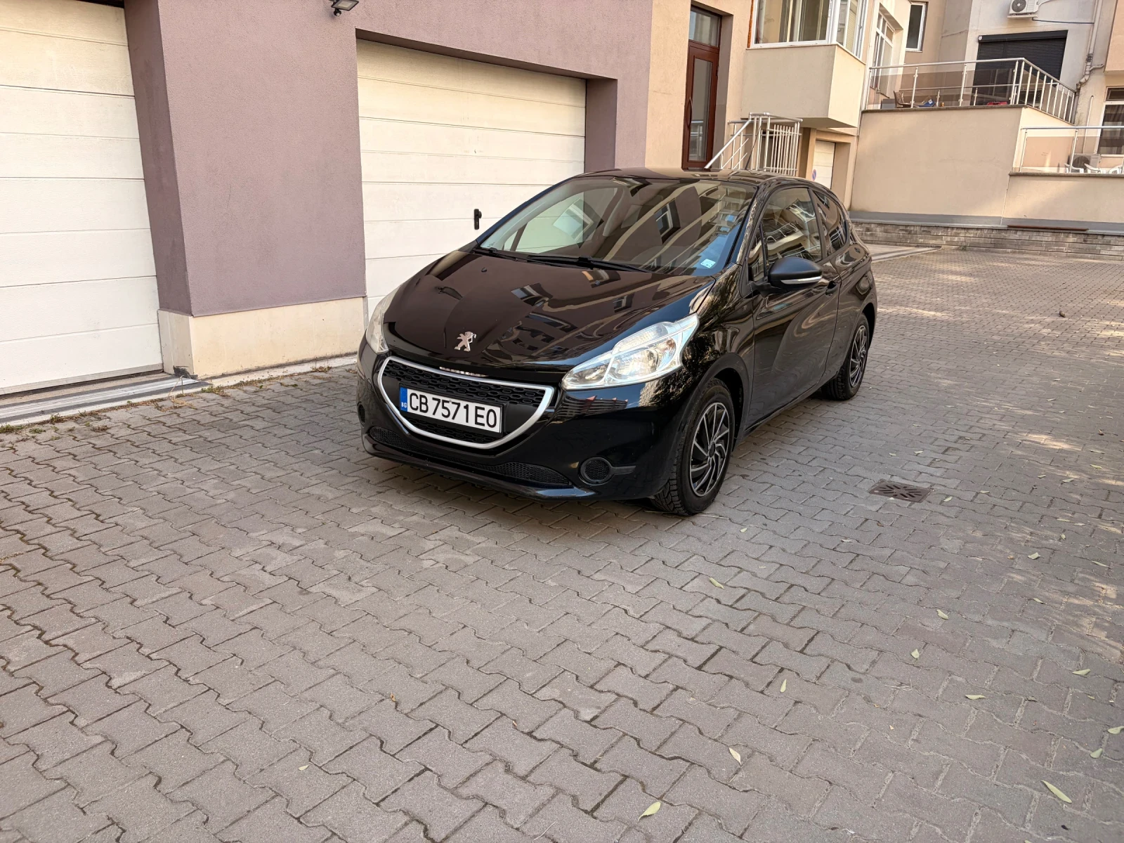 Peugeot 208