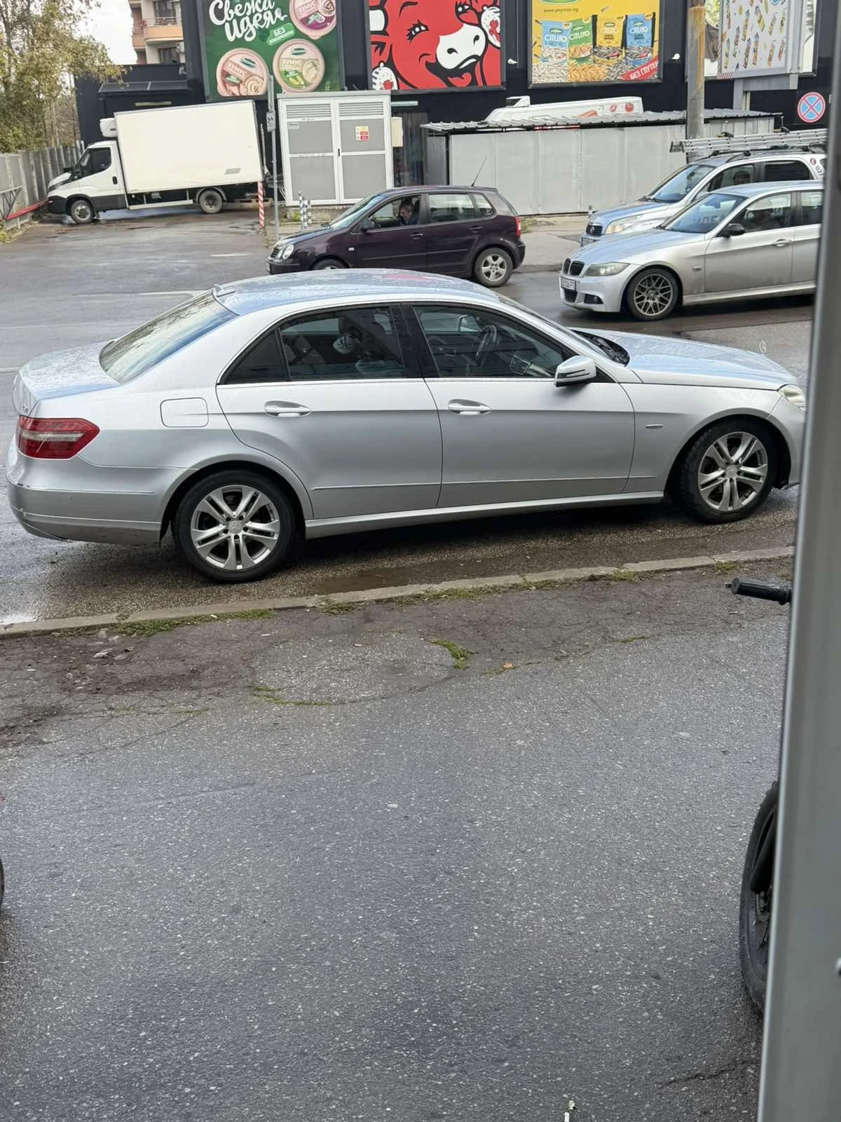 Mercedes-Benz E 220 220 cdi, снимка 3 - Автомобили и джипове - 56643864