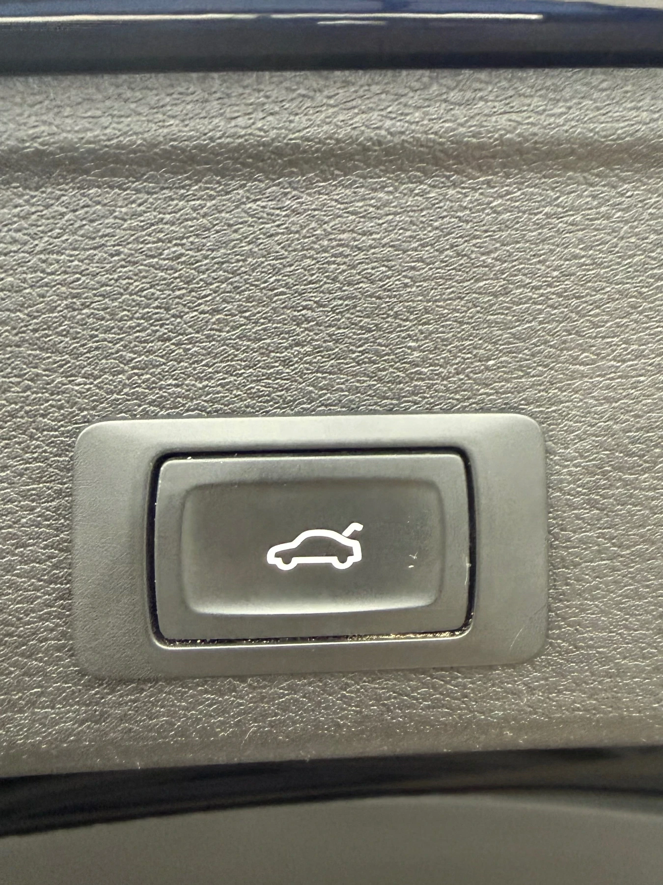 Audi A4 40 TDI Mild-Hybrid, снимка 8 - Автомобили и джипове - 56726415