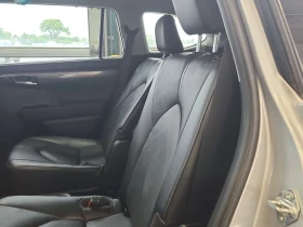 Toyota Highlander PLATINUM /ПОДГРЕВ/ПАНО/HUD/CARFAX/ФИНАНСИРАНЕ, снимка 11