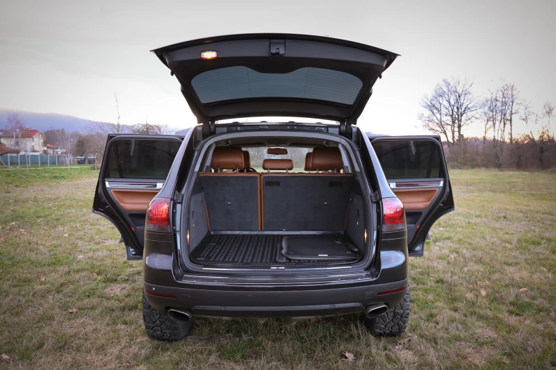 VW Touareg 5.0 TDI V10, снимка 5 - Автомобили и джипове - 52777401