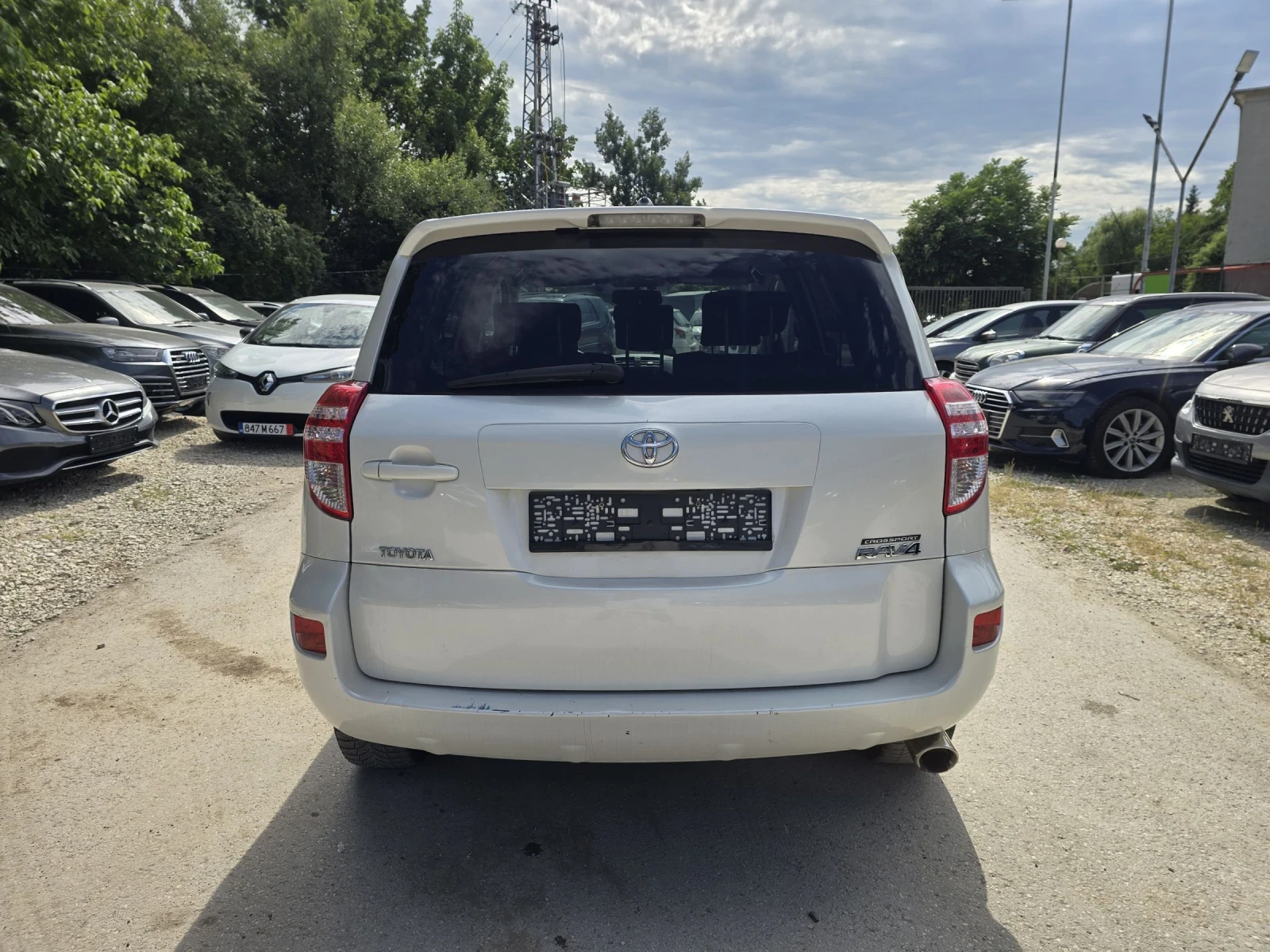 Toyota Rav4 2.2D 150к.с Топ състояние , снимка 6 - Автомобили и джипове - 53894478