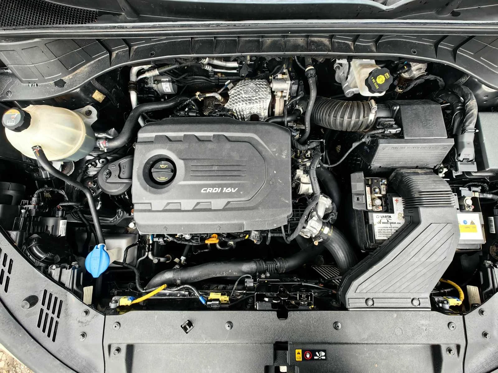 Hyundai Tucson 1.7 CRDI 1.7CRDI LINE-ASSIST/KEYLESS/NAVI, снимка 9 - Автомобили и джипове - 54164132