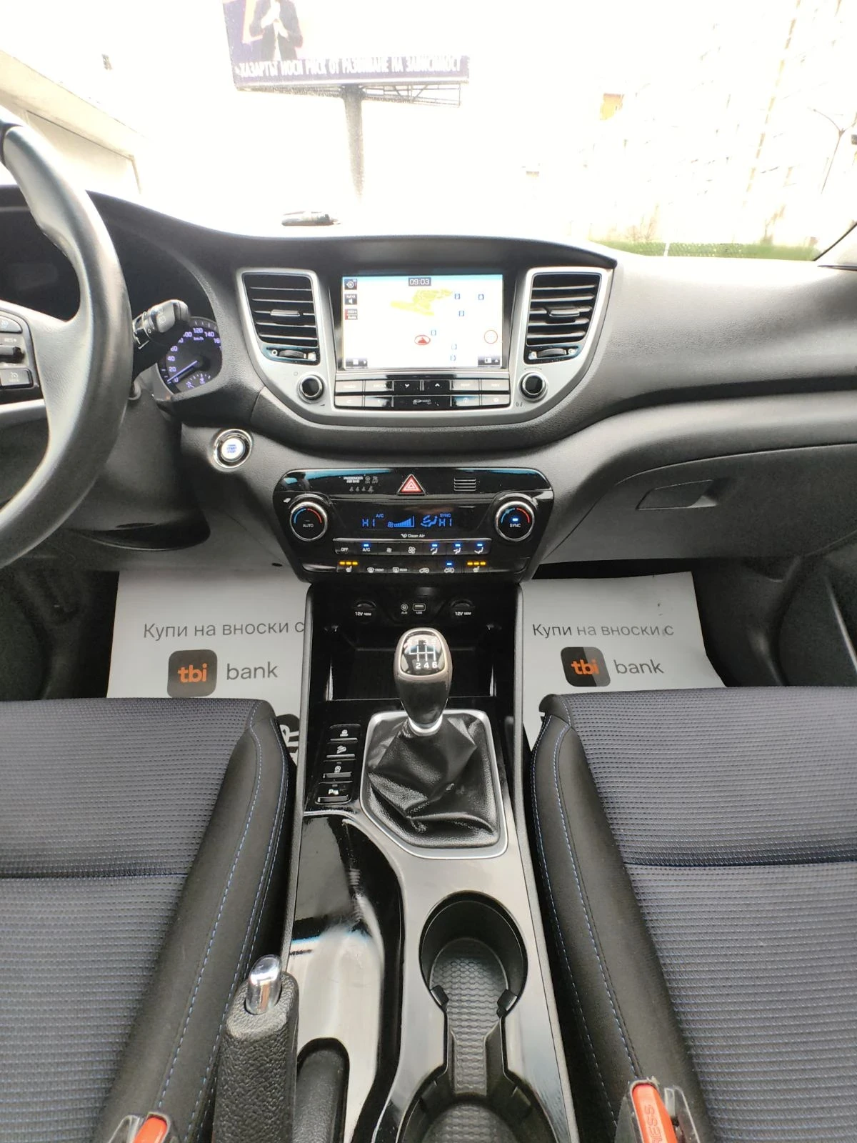 Hyundai Tucson 1.7 CRDI 1.7CRDI LINE-ASSIST/KEYLESS/NAVI, снимка 15 - Автомобили и джипове - 54164132