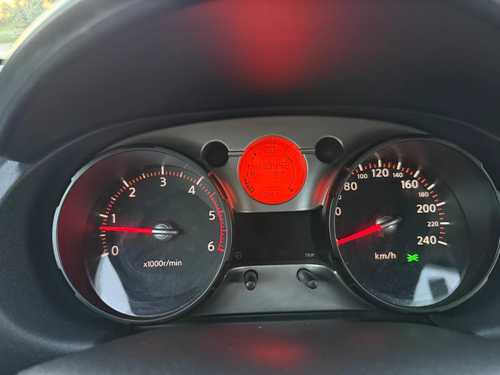Nissan Qashqai 2.0 DCI 150 к.с 4х4, снимка 13 - Автомобили и джипове - 54719653