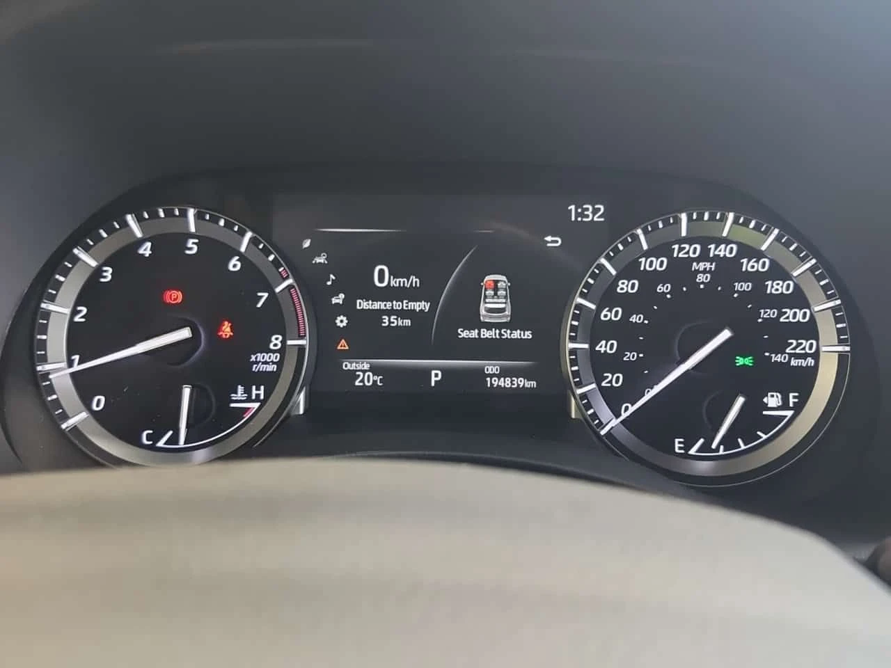 Toyota Highlander PLATINUM /ПОДГРЕВ/ПАНО/HUD/CARFAX/ФИНАНСИРАНЕ, снимка 8 - Автомобили и джипове - 55013869