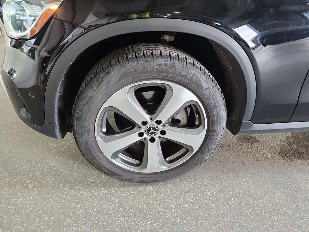 Mercedes-Benz GLC 300 DISTRONIC| PANO| 360CAM| CARFAX, снимка 5 - Автомобили и джипове - 55046945