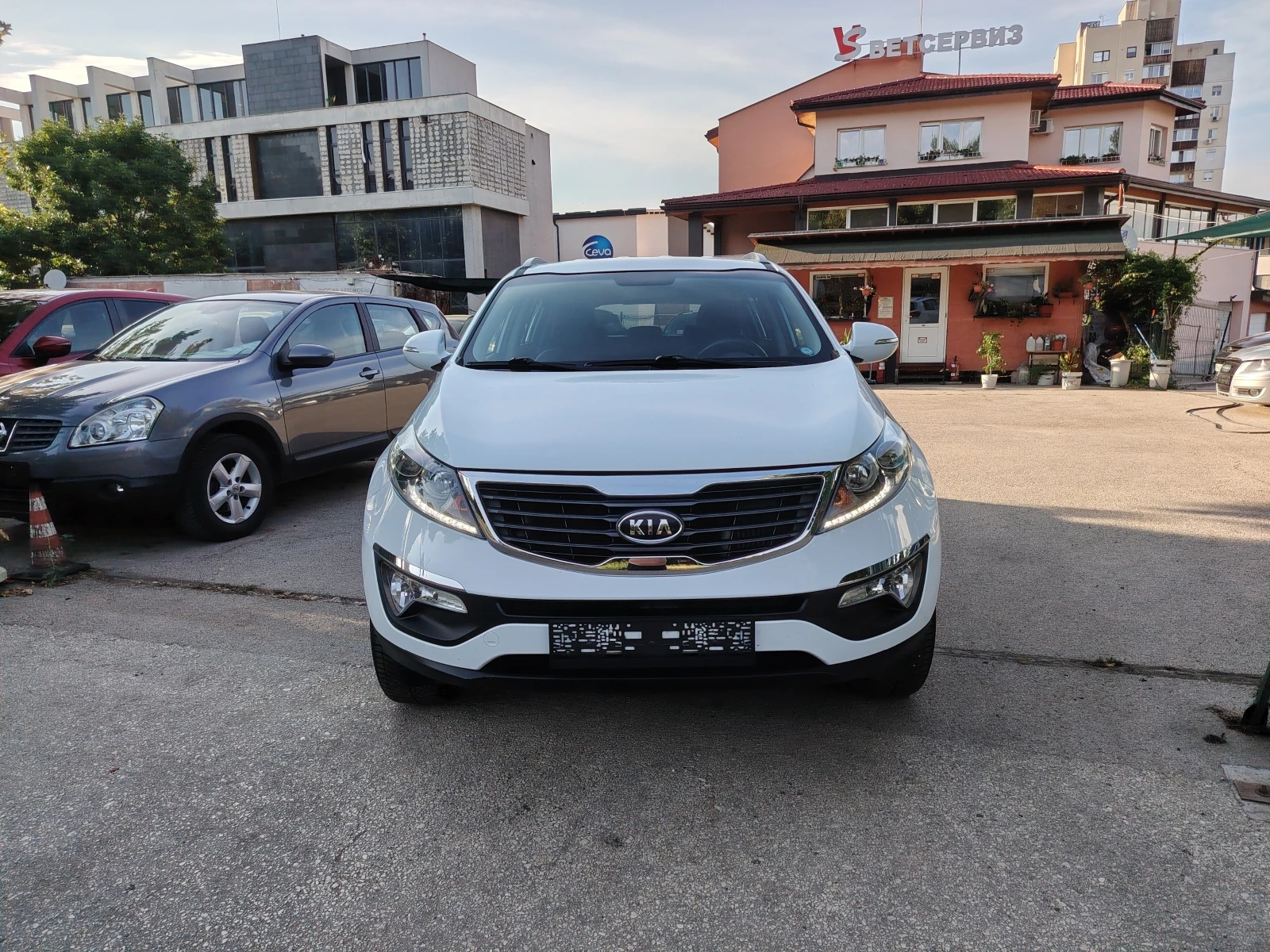 Kia Sportage 2.0 BARTER 184, снимка 2 - Автомобили и джипове - 55367943