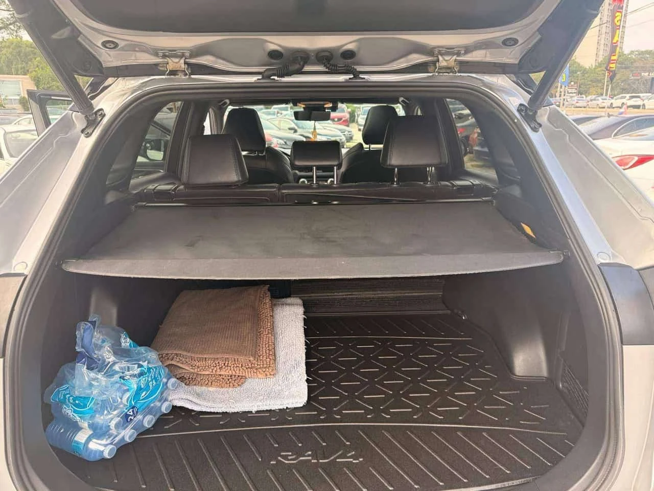 Toyota Rav4 * 2.5 Hybrid Hybrid XSE AWD * CARFAX *  | Mobile.bg � ����������� 16
