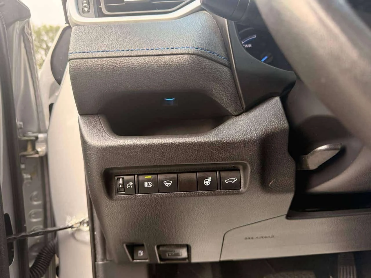 Toyota Rav4 * 2.5 Hybrid Hybrid XSE AWD * CARFAX *  | Mobile.bg � ����������� 15