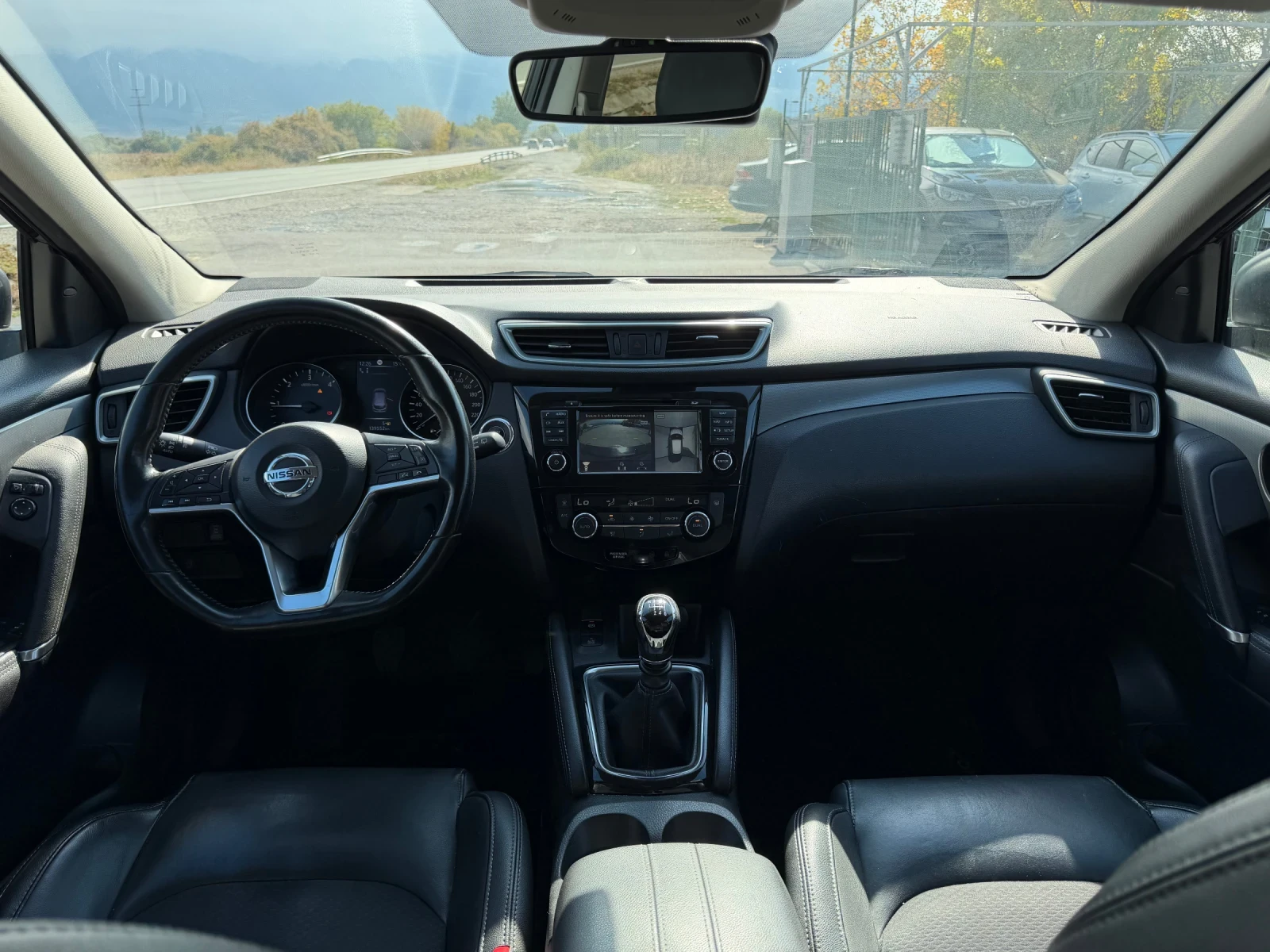 Nissan Qashqai  1.6 DCI 4WD  * Park Assistant * 360 Camera  | Mobile.bg � ����������� 8