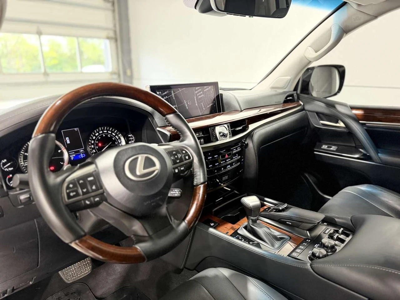 Lexus LX * 570* HEADUP* �����* 360* �������*  | Mobile.bg � ����������� 15