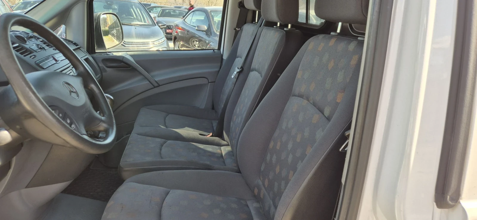 Mercedes-Benz Vito 2.2CDI-115ксКЛИМА, снимка 11 - Бусове и автобуси - 53837194