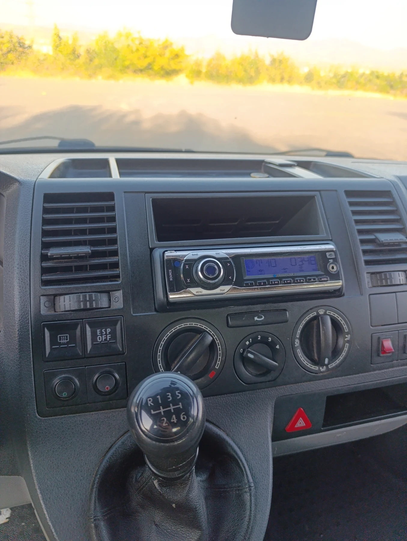 VW T5, снимка 3 - Бусове и автобуси - 54448879