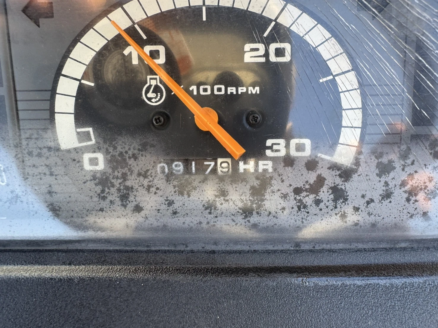 Трактор Mitsubishi MT185, снимка 6 - Селскостопанска техника - 55987071