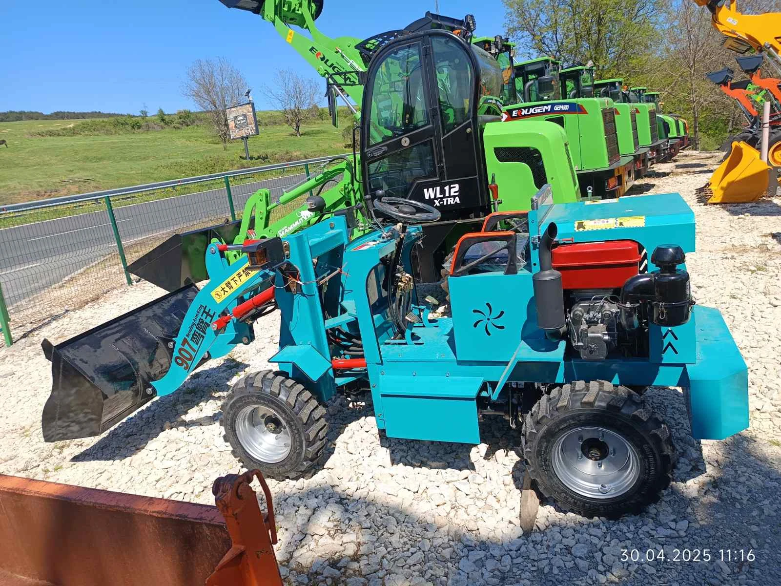 Мини челни товарачи Komatsu 32к.с. 4х4 нов внос, снимка 3 - Индустриална техника - 55893873