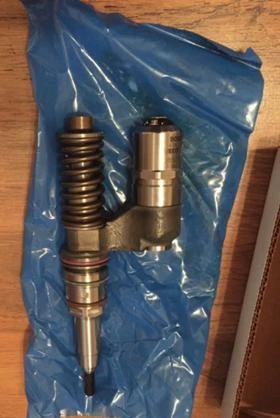 Помпа-дюза / инжектор за Iveco Stralis, EuroTech, EuroCargo, EuroStar - НОВА, снимка 1