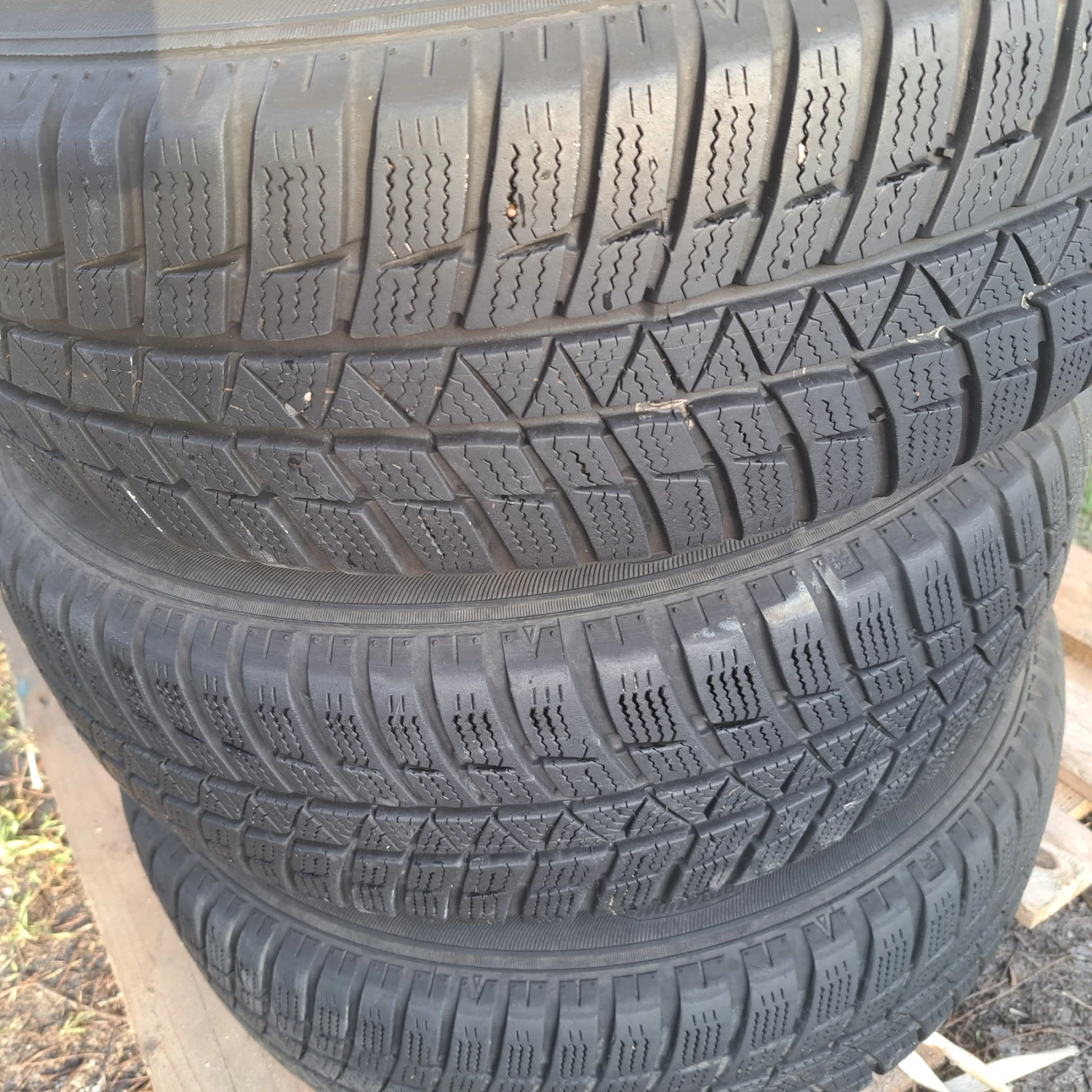   175/65R14  Toyota Yaris | Mobile.bg   1