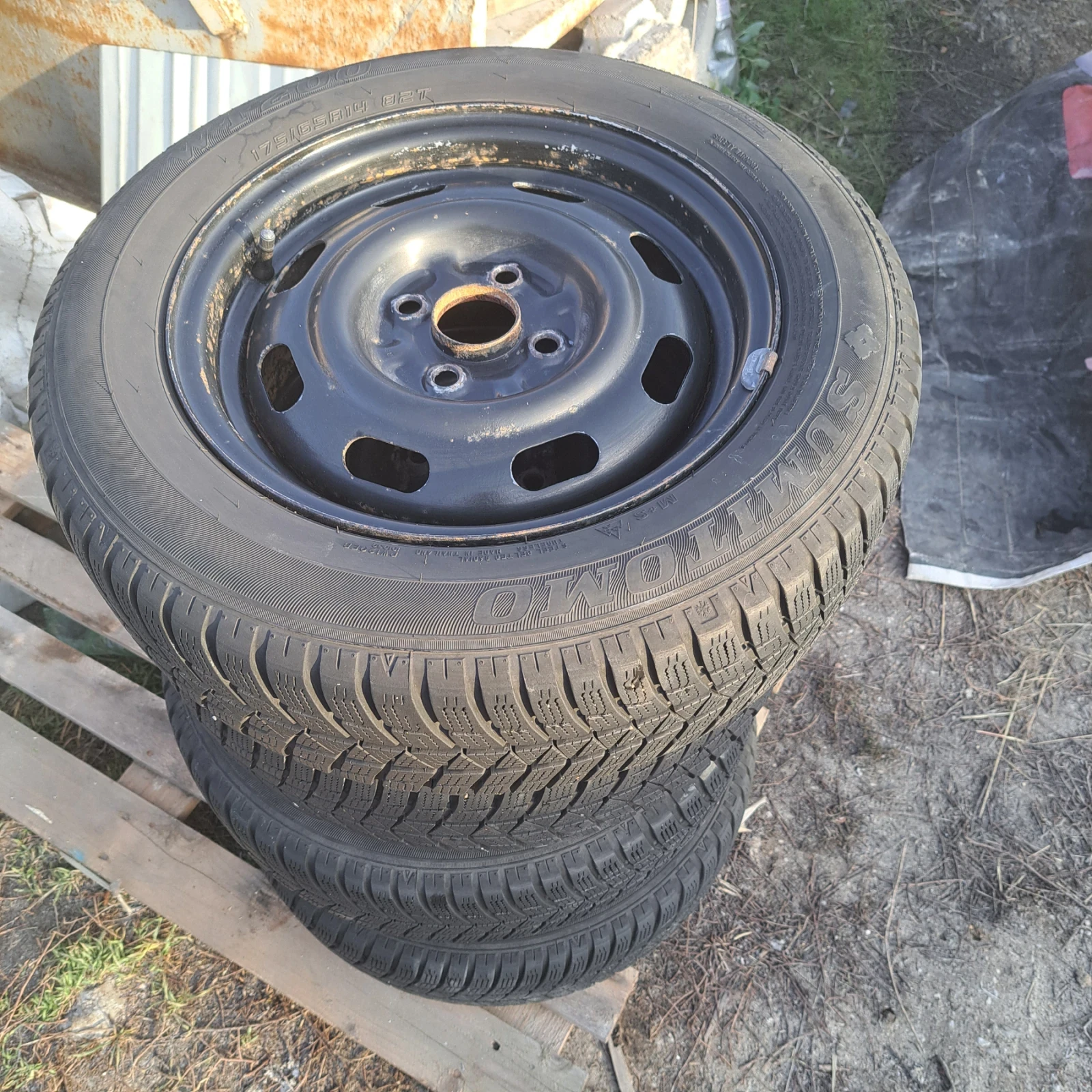    175/65R14  Toyota Yaris | Mobile.bg   5