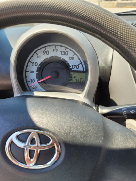 Toyota Aygo Бензин.Климатик.4-Врати, снимка 8