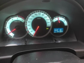 Toyota Corolla verso 2.2D-CAT/D4D, снимка 6