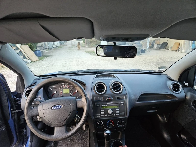 Ford Fiesta 1.3 80к.с., снимка 8 - Автомобили и джипове - 46674706