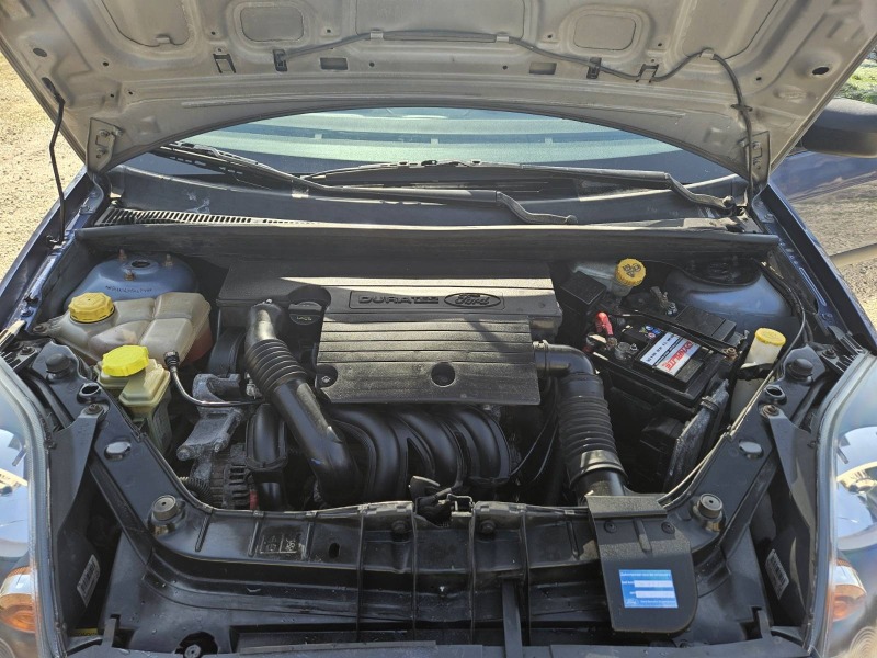 Ford Fiesta 1.3 80к.с., снимка 10 - Автомобили и джипове - 45963169