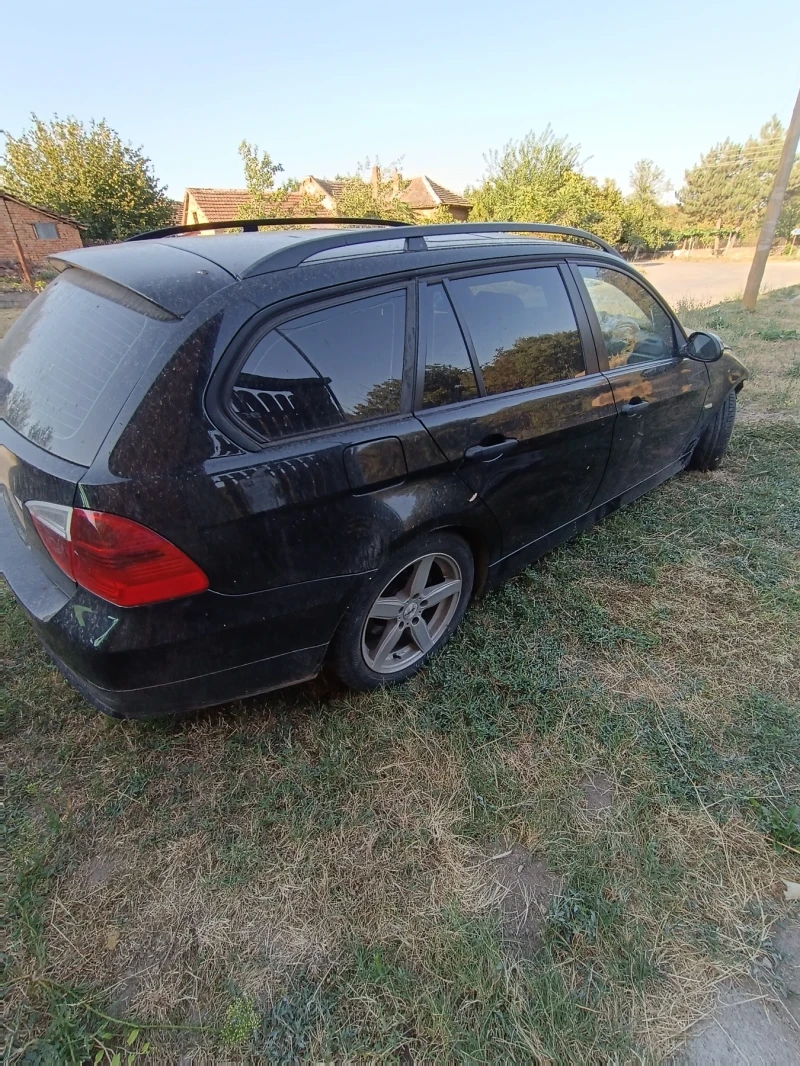 BMW 320, снимка 11 - Автомобили и джипове - 47029595