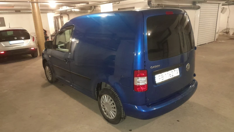 VW Caddy, снимка 4 - Автомобили и джипове - 47407181