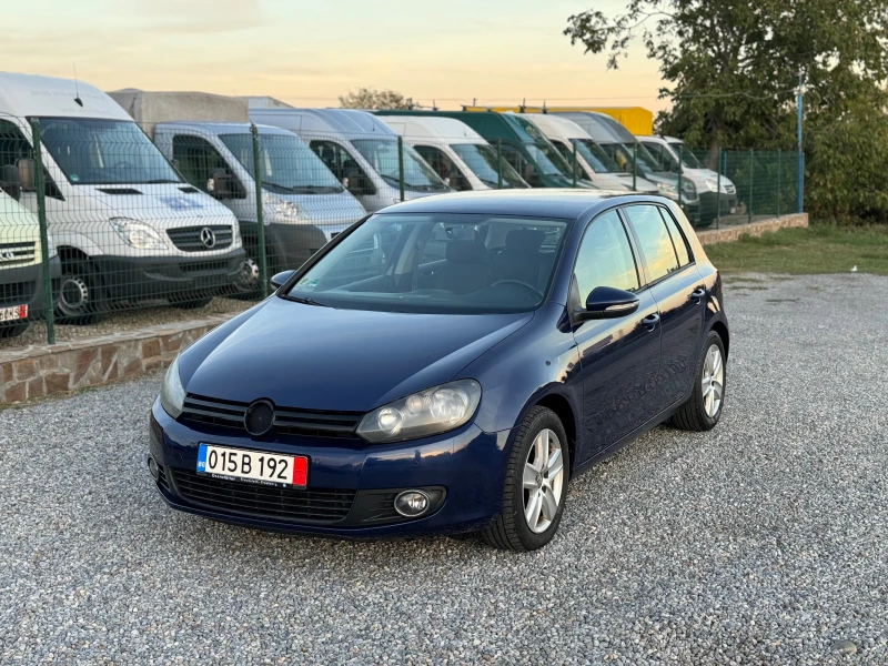 VW Golf 1.6i* 102кс* Клима* Германия* Топ, снимка 1 - Автомобили и джипове - 47457495