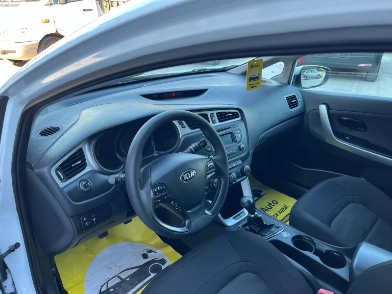 Kia Ceed 1.4 газ, снимка 13 - Автомобили и джипове - 47632249