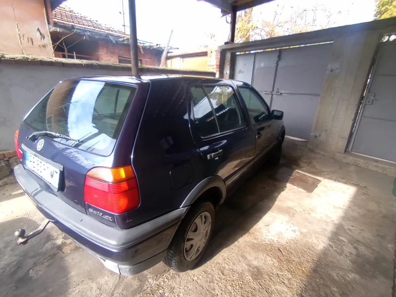 VW Golf, снимка 3 - Автомобили и джипове - 47991035