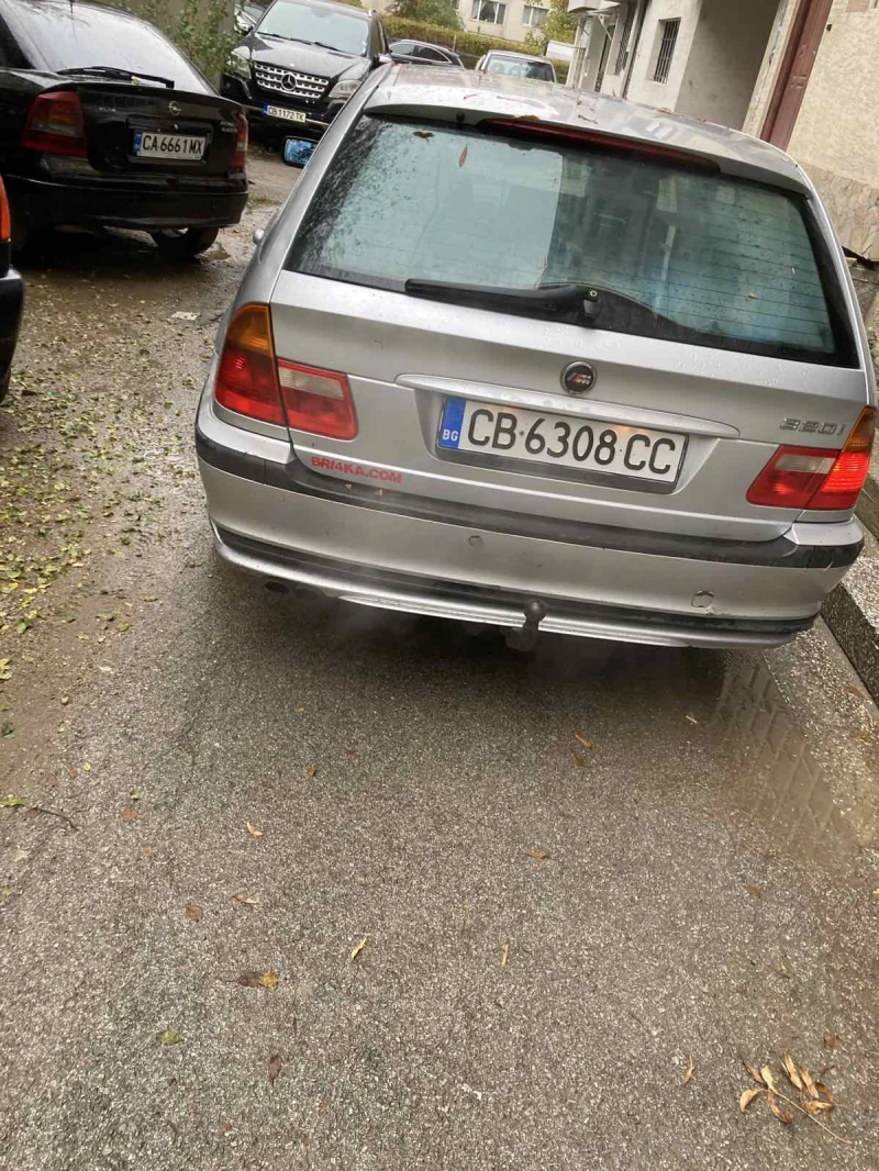 BMW 320 i газ, снимка 4 - Автомобили и джипове - 48073959