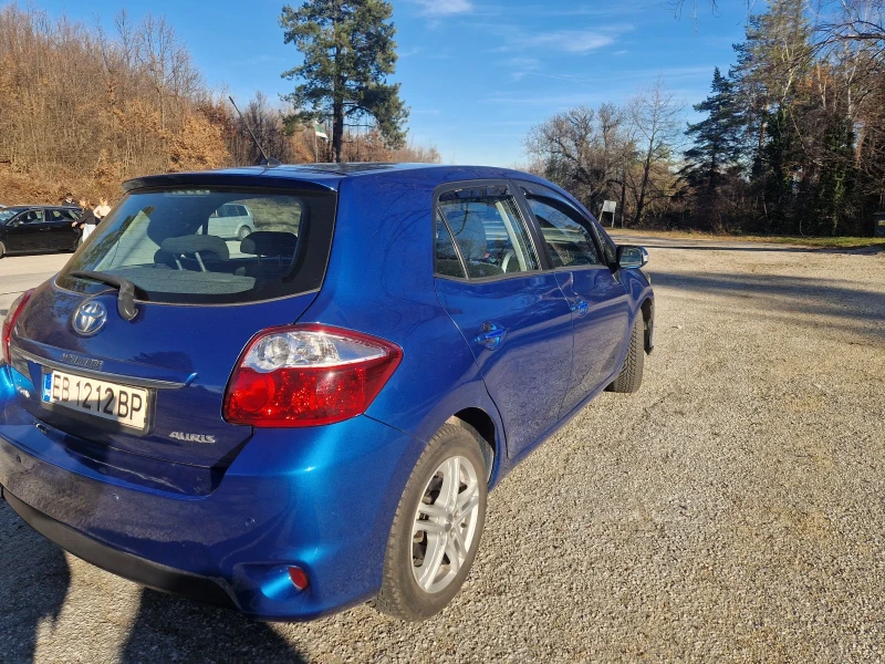 Toyota Auris 2.0, снимка 8 - Автомобили и джипове - 48392197