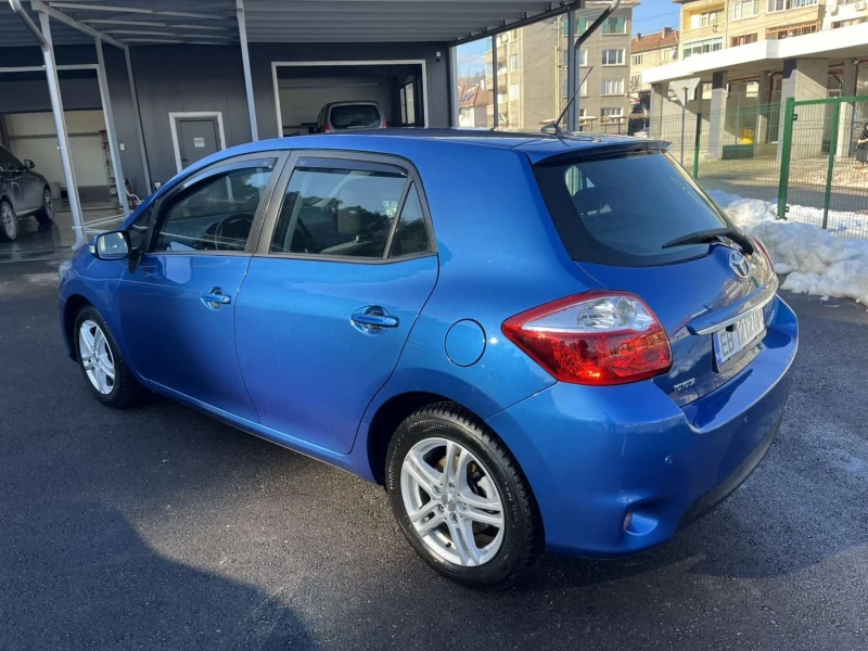 Toyota Auris 2.0, снимка 7 - Автомобили и джипове - 48392197