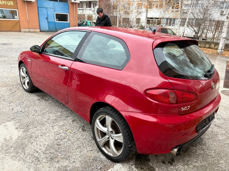 Alfa Romeo 147 Q2, снимка 1 - Автомобили и джипове - 48626793