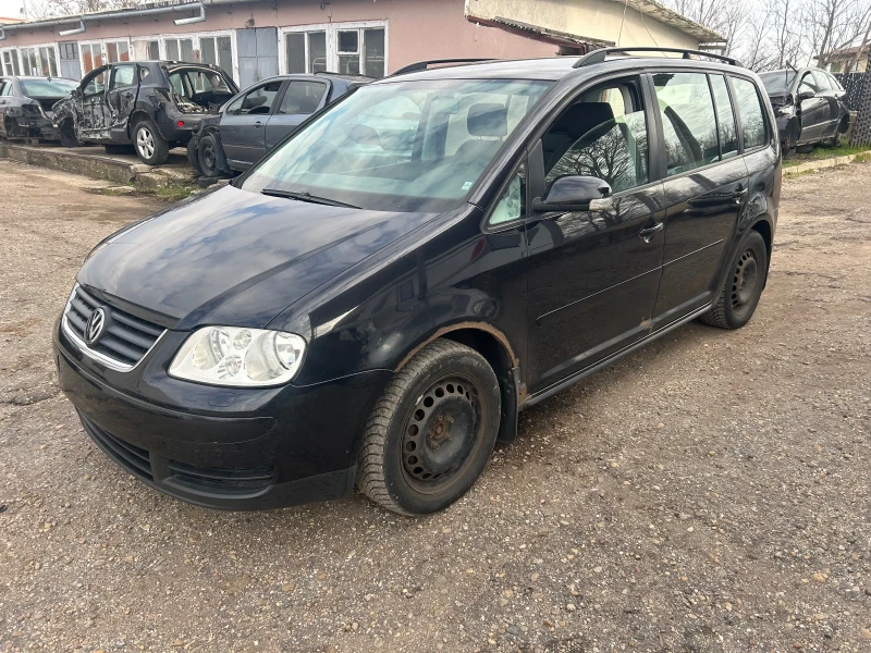 VW Touran 1.9TDI 105кс. BLS DSG, снимка 3 - Автомобили и джипове - 48770650