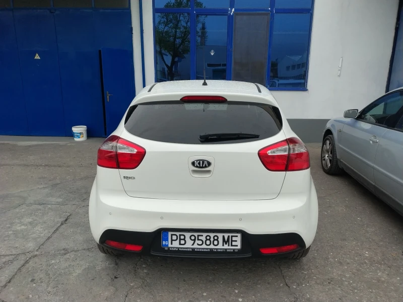 Kia Rio 1.4, снимка 3 - Автомобили и джипове - 52372507