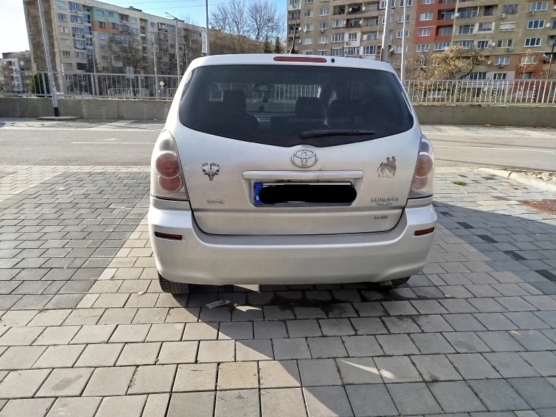Toyota Corolla verso 2.2D-CAT/D4D, снимка 3 - Автомобили и джипове - 52472697