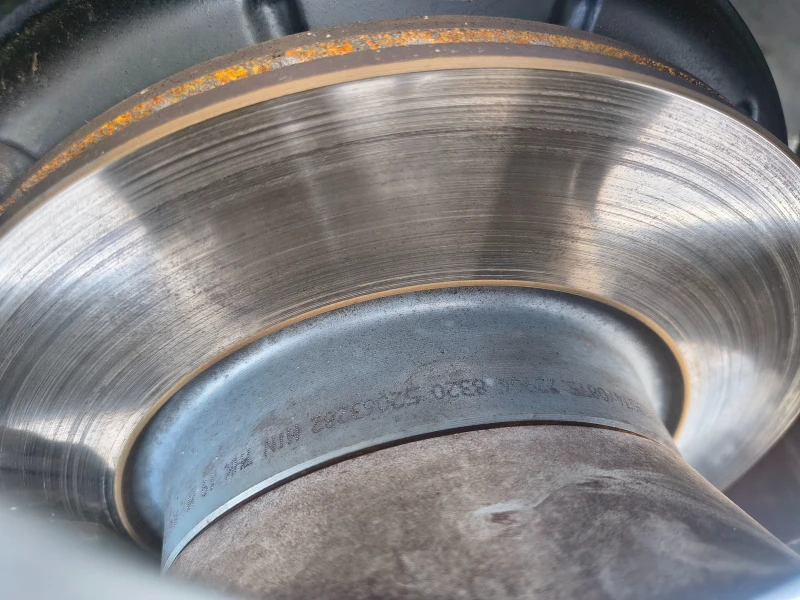 VW Golf 1.9 TDi, снимка 14 - Автомобили и джипове - 52771106