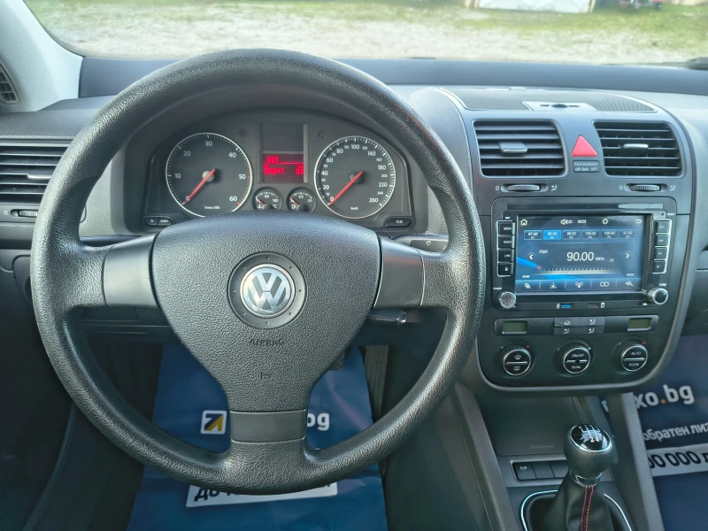 VW Golf 1.9 TDi, снимка 15 - Автомобили и джипове - 52771106