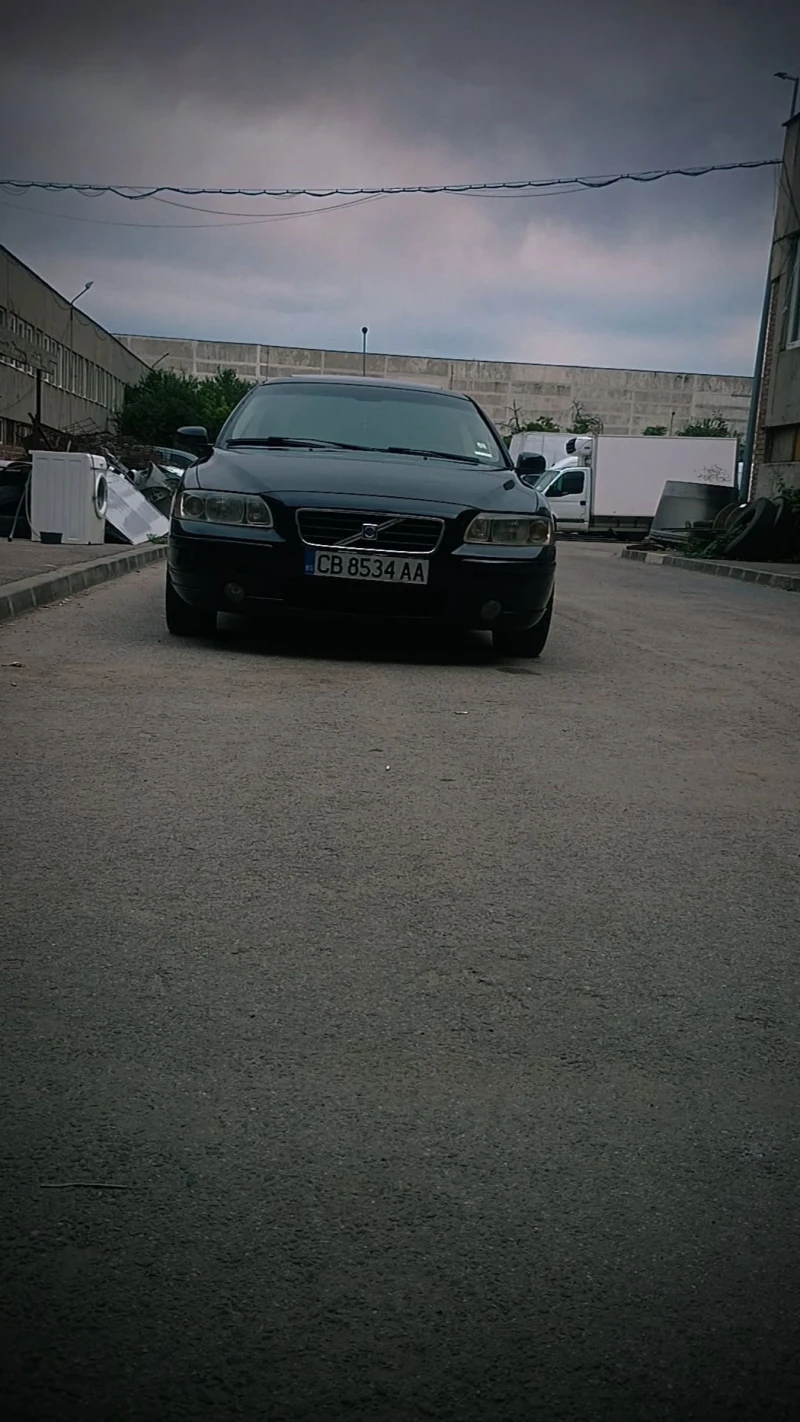 Volvo S60, снимка 12 - Автомобили и джипове - 52831540