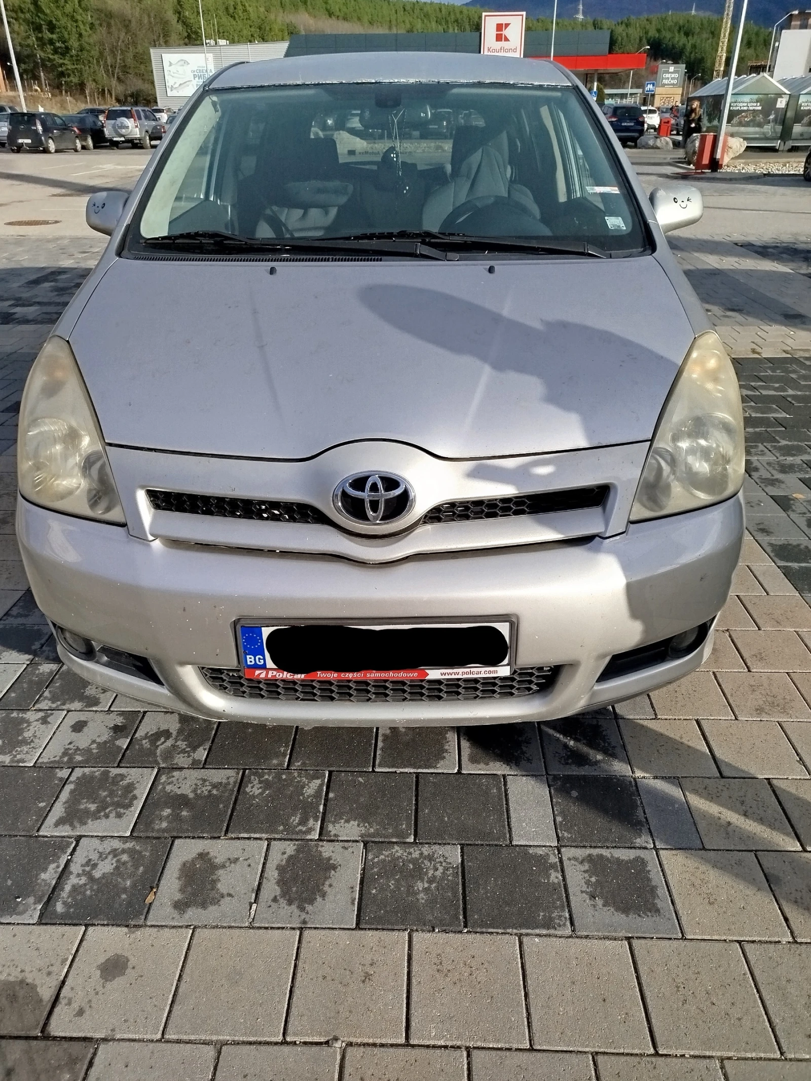 Toyota Corolla verso 2.2D-CAT/D4D, снимка 1