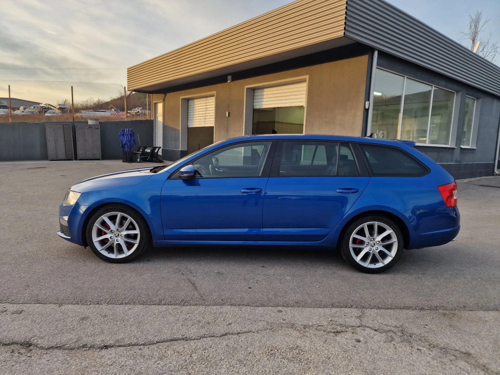 Skoda Octavia 2.0TDI VRS 4X4  - изображение 2