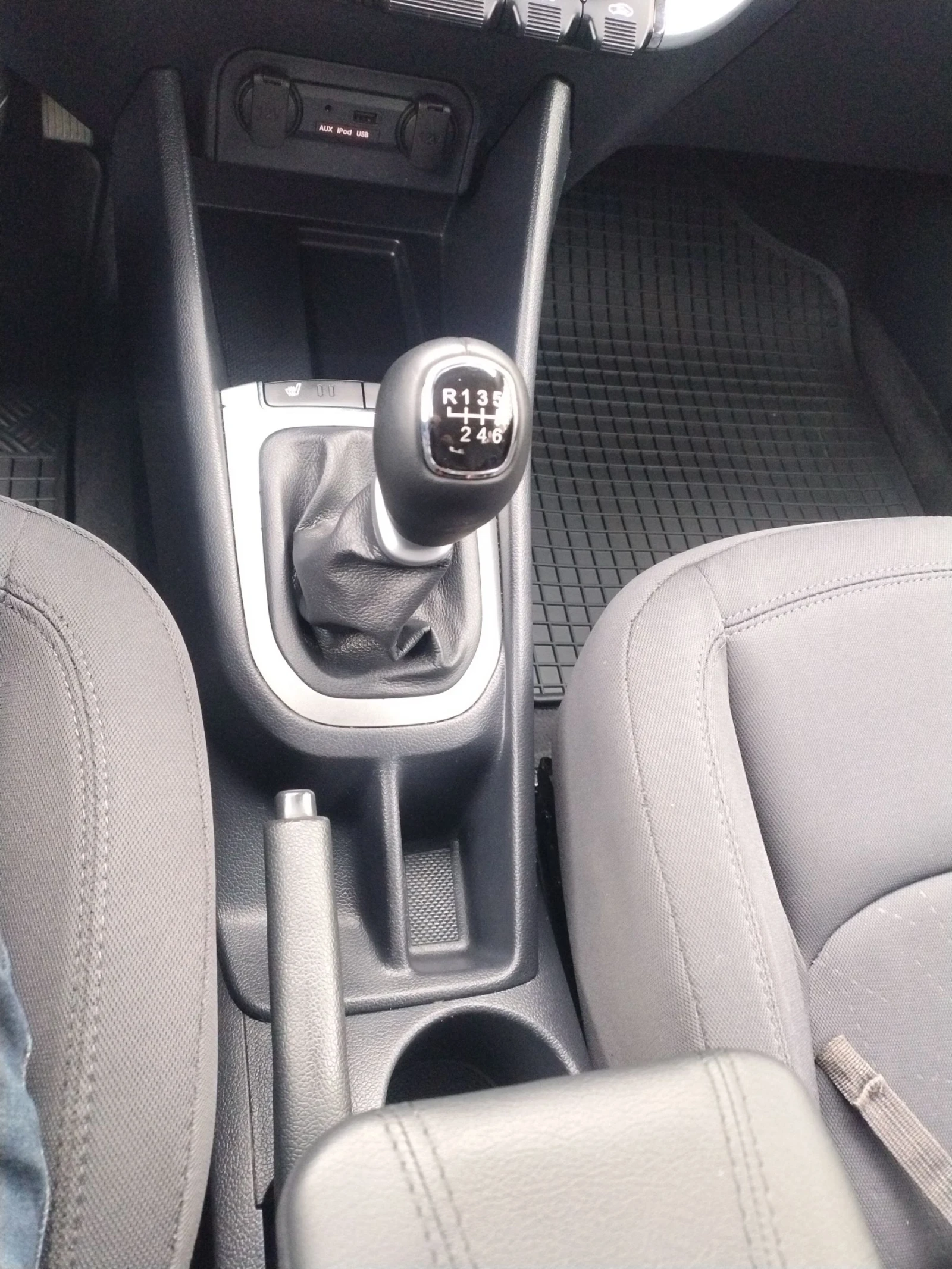 Kia Rio 1.4 - изображение 10