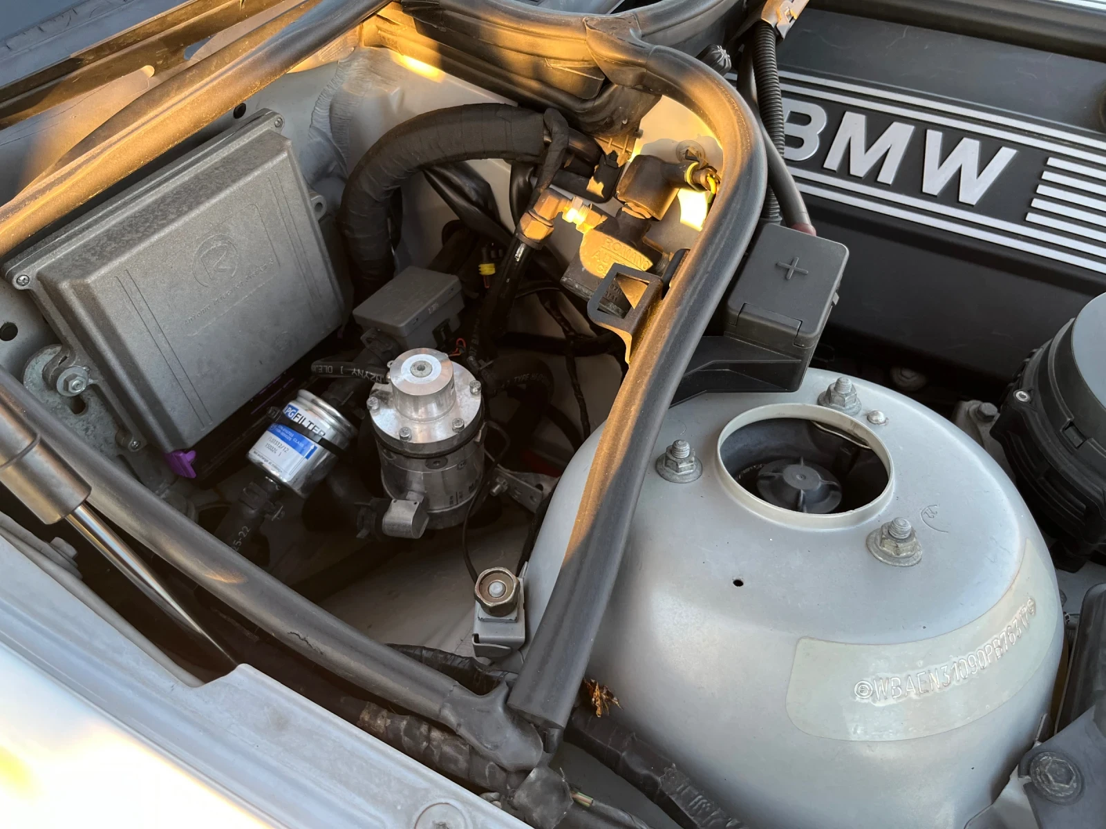 BMW 325  - изображение 6