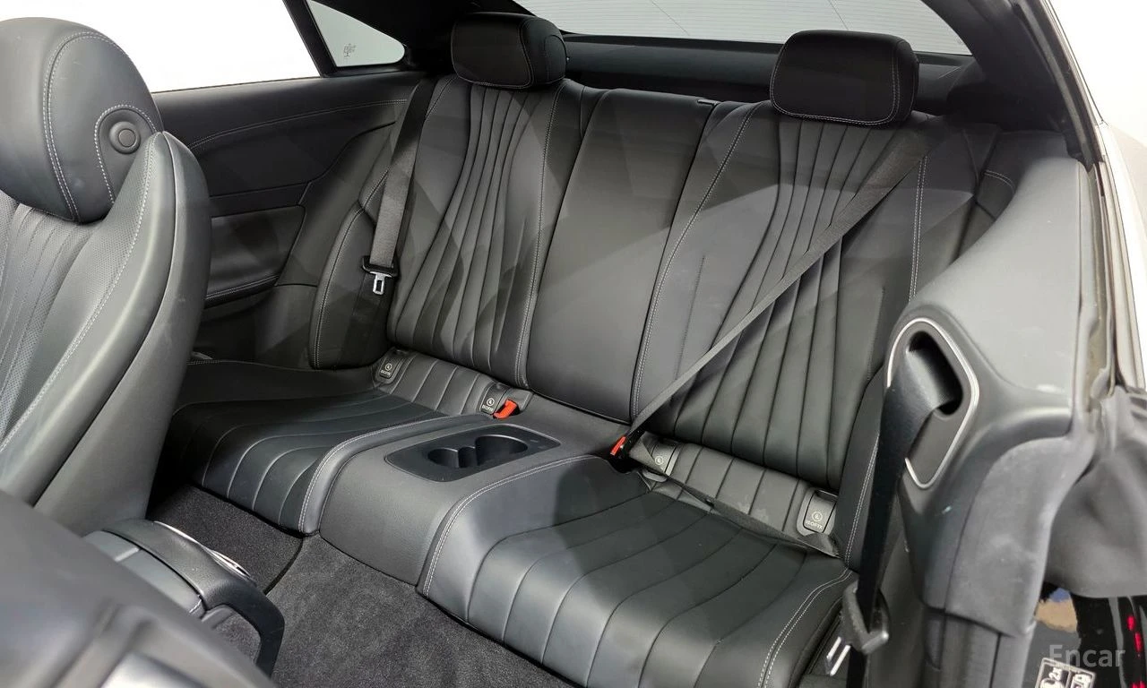 Mercedes-Benz E 450 4MATIC* DISTRONIC* 360CAMERA* BURMESTER* , снимка 16 - Автомобили и джипове - 54578197