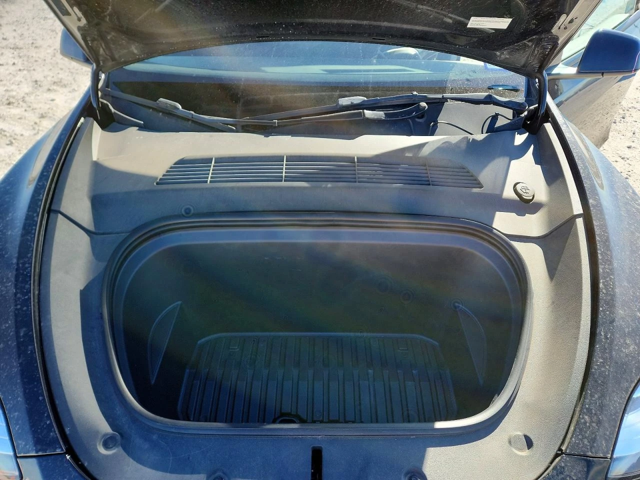 Tesla Model Y, снимка 11 - Автомобили и джипове - 54664176